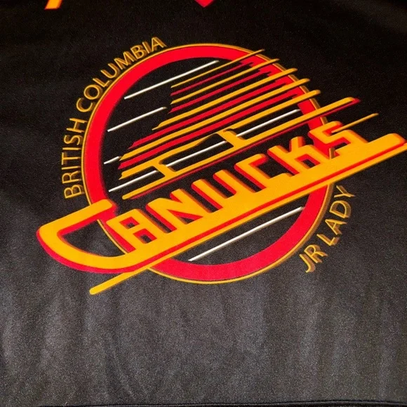 British Columbia Jr Lady Canucks Jersey Size Medium - Picture 12 of 13